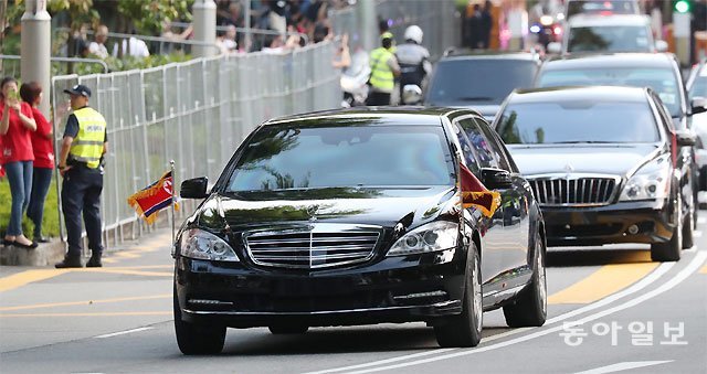 김정은 북한 국무위원장이 지난해 6월 싱가포르에서 열린 북-미 정상회담 기간에 탔던 ‘메르세데스벤츠 S600
풀만 가드’. 동아일보DB