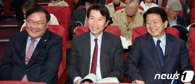 사진=뉴스1 더불어민주당 원내대표에 출마한 김태년(왼쪽부터), 이인영, 노웅래 의원