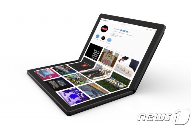 레노버의 폴더블 노트북PC 시제품(출처 : 레노버 홈페이지)© 뉴스1