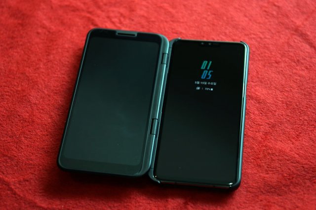 LG V50 ThingQ, 출처: IT동아