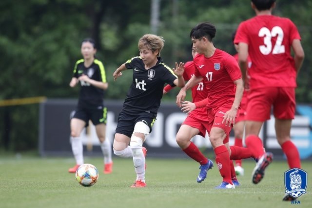 프랑스 여자월드컵을 준비하는 윤덕여호가 능곡고와의 연습경기에서 3-0으로 승리했다. (대한축구협회 제공) © 뉴스1