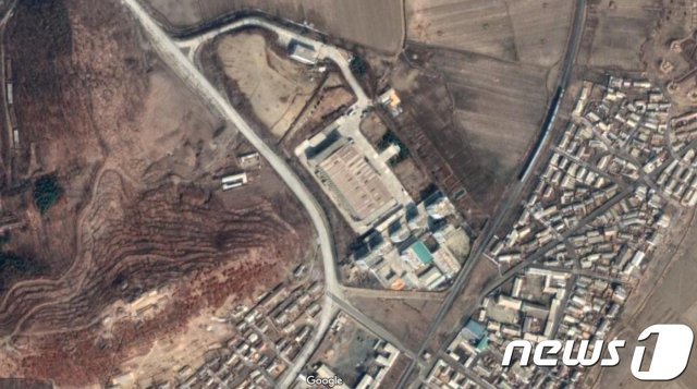 북한의 강선 우라늄 농축시설로 의심되는 곳 <출처=구글>© 뉴스1