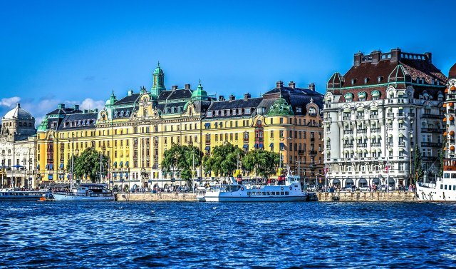 스웨덴 항구도시 스톡홀름의 전경. 스웨덴은 장기간 규제 개혁을 추진하며 경제 성장을 이어가고 있다. 사진 출처 픽사베이