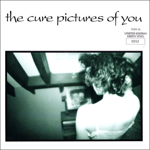 영국 밴드 ‘더 큐어’의 싱글 ‘Pictures of You’ 표지. 보컬 로버트 스미스가 화재 뒤 지갑에서 찾은 아내 사진이다.