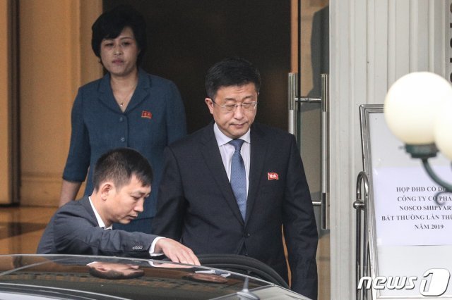 김혁철 북한 국무위원회 대미특별대표(맨 오른쪽) © News1