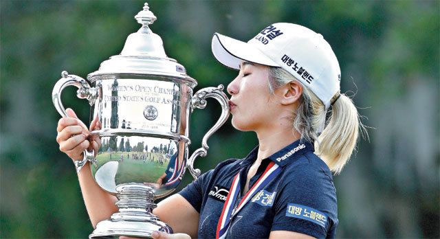 퀸이 된 루키… 이정은 LPGA 데뷔 첫해 US여자오픈 우승