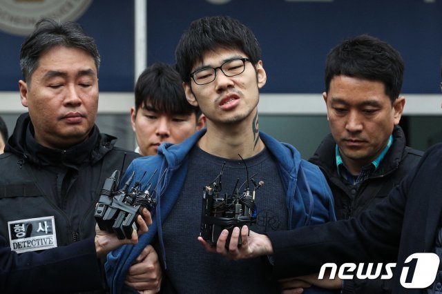 PC방 아르바이트생을 살해한 혐의로 구속된 피의자 김성수(30). /뉴스1 DB © News1