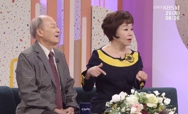 25일 오전 방송된 KBS 1TV ‘아침마당’의 ‘화요초대석’에는 1983년 당시 ‘이산가족 찾기 특별 생방송을 진행했던 유철종, 이지연 씨가 출연했다.출처=KBS