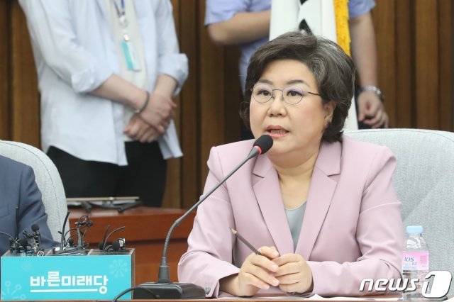 이혜훈 바른미래당 의원이 4일 오전 서울 여의도 국회에서 열린 제59차 의원총회에서 모두발언을 하고 있다. 2019.6.4/뉴스1 © News1