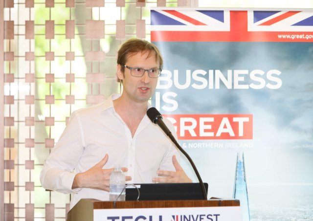 英 국제통상부 협상 담당자 토니 휴즈