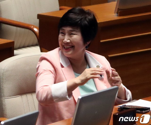 전혜숙 신임 국회 행정안전위원회 위원장. © News1