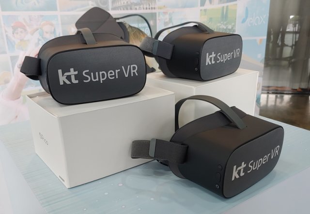 중국 피코사에서 공급한 KT 슈퍼 VR용 HMD (출처=IT동아)