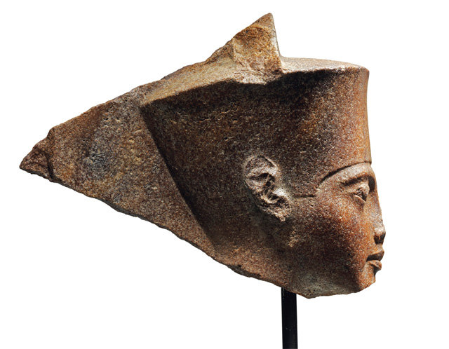 약 3000년 전 제작된 고대 이집트 ‘소년 파라오’ 투탕카멘의 조각상. AP 뉴시스