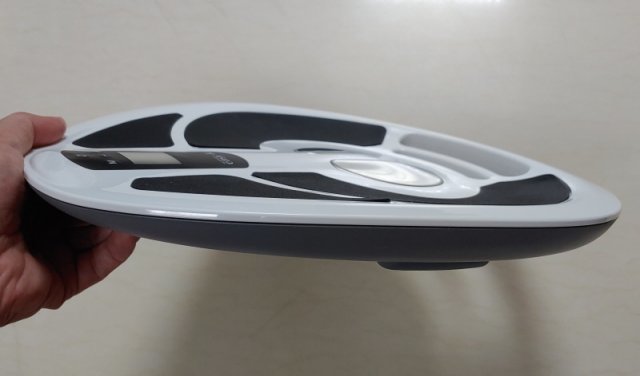 가볍고 얇아 사용/관리하기 용이하다<출처=IT동아>