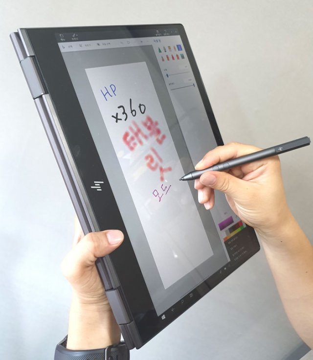 펜을 이용한 필기에 최적화된 태블릿 모드 (출처=IT동아)