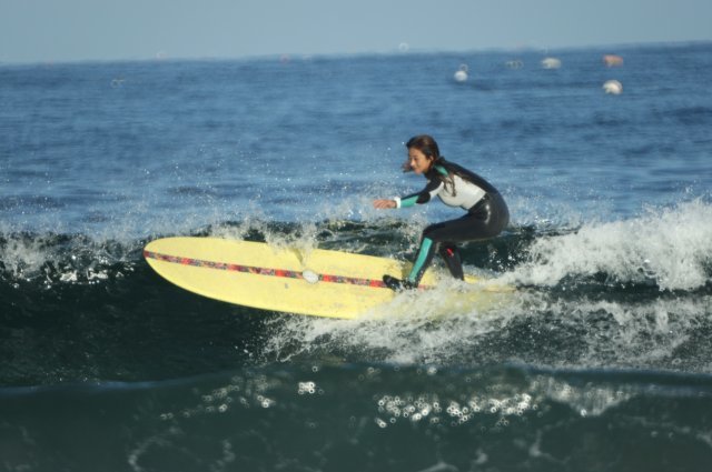 서핑 원데이 클래스에 참여한 수강생 모습. 서핑오션스 제공