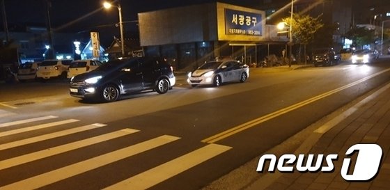 현직 경찰이 근무 중  순찰차를 이용해 전 서장의 차량을 대리운전 해준 것으로  밝혀졌다. (사진제공=독자) /© 뉴스1