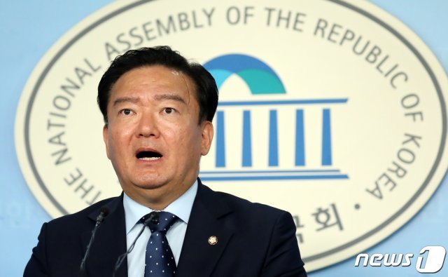 민경욱 자유한국당 대변인. /뉴스1 DB © News1