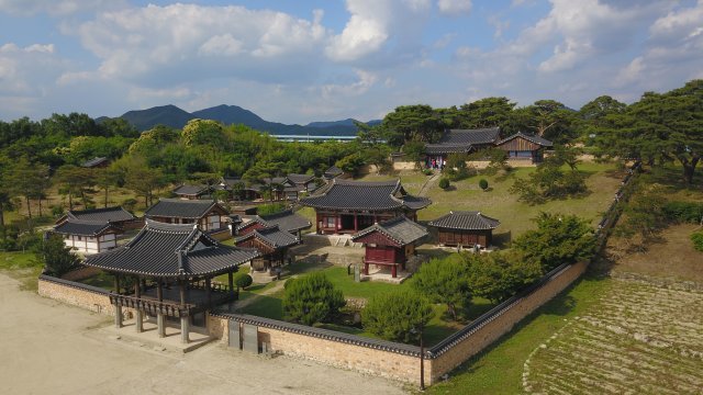 1552년 창건한 우리나라에서 두번째로 오래된 서원인 남계서원. 조선시대 서원 건축 양식을  잘 남아있는 곳으로 유네스코 세계문화유산 등재를 앞두고 있다. 사진제공｜함양군
