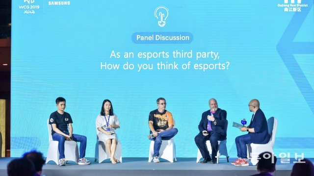 지난 19일, WCG 2019 Xi‘an에서는 WCG e스포츠 컨퍼런스가 진행됐다. 글로벌 e스포츠 산업에서 활약하고 있는 전문가들이 e스포츠이 트렌드와 방향성, 그리고 앞으로의 전망 등에 대해 논의하고 있다.