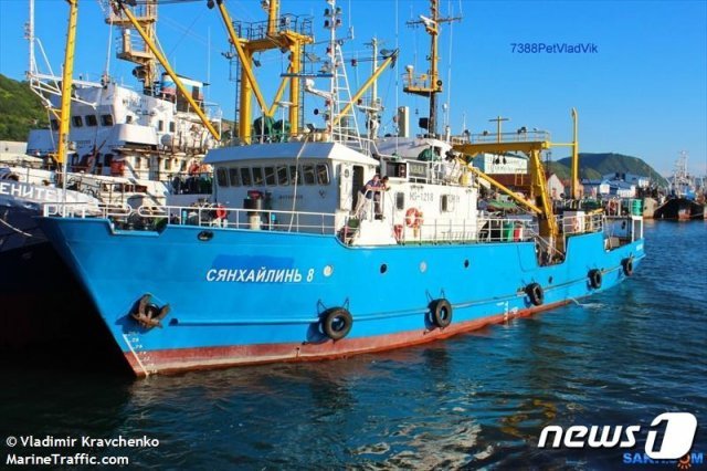 북한이 우리 국민 2명이 탑승한 러시아 선박 시앙 하이 린(XIANG HAI LIN) 8호를 동해에서 단속해 조사 중에 있다고 24일 통일부가 밝혔다.(마린트래픽 제공) 2019.07.24.© 뉴스1