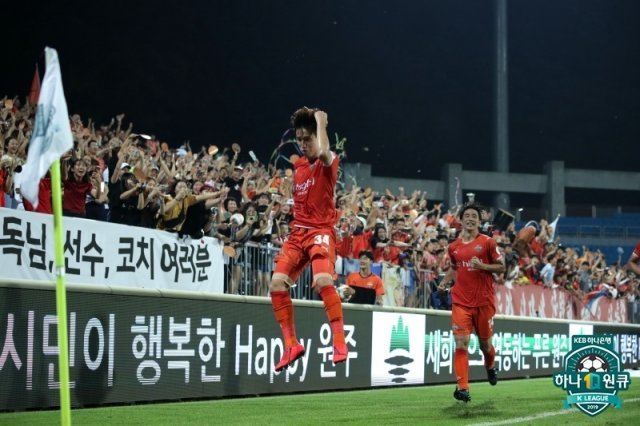 강원FC가 놀라운 뒷심을 발휘, 전북과 3-3으로 비겼다. (한국프로축구연맹 제공) © 뉴스1
