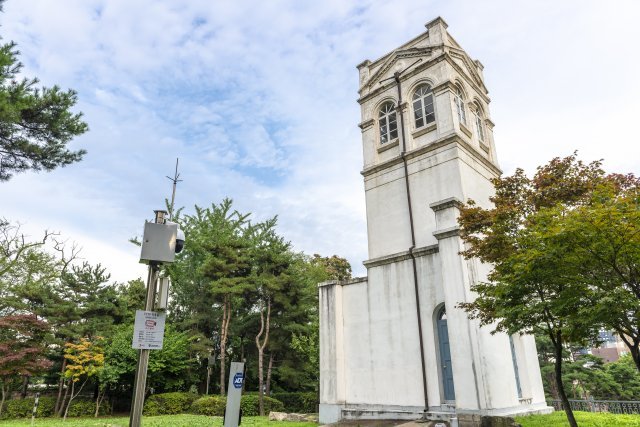 아관파천 때 고종이 피신했던 정동 구 러시아 공사관. 사진제공｜서울관광재단