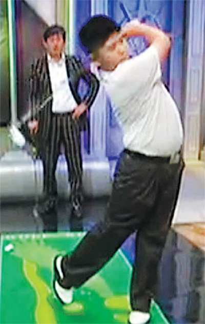 2009년 예능 프로그램에 출연해 부드러운 스윙을 뽐낸 서형석. tvN 방송 화면 캡처