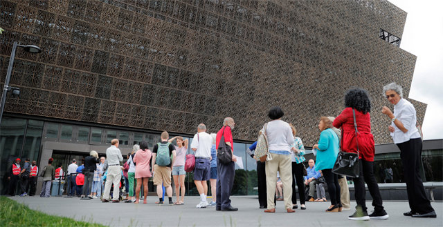 버락 오바마 전 미국 대통령 시절인 2016년 개관한 미 국립 흑인역사문화박물관. AP 뉴시스