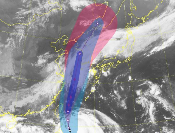 제13호 태풍 링링의 예상 이동경로가 담긴 위성사진. 기상청 제공