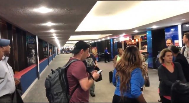 미국 뉴저지주 뉴어크 리버티 국제공항 터미널 (트위터 영상 갈무리)
