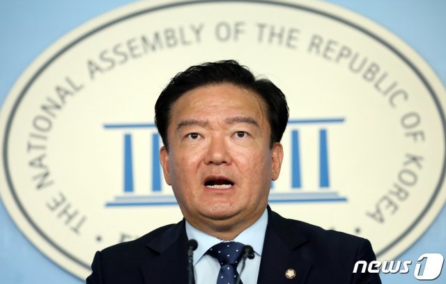 민경욱 자유한국당 의원…  © News1