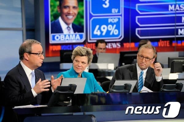 지난 2012년 대통령 선거 개표 방송을 하던 코키 로버츠( 출처=ABC) © 뉴스1
