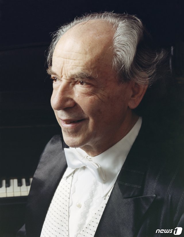 오스트리아 피아니스트 파울 바두라스코다 © 뉴스1