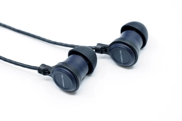 아론 뮤토리 G1 게이밍 이어폰. (출처=IT동아)