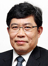 윤창현 서울시립대 교수·전 공적자금관리위원회 민간위원장