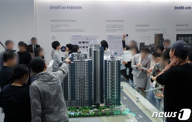 자료사진. 서울의 한 아파트 모델하우스. 기사의 내용과 무관함.© News1