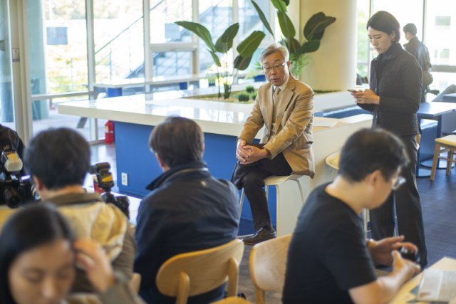 한성대학교 이상한 총장이 상상파크 개관에 관한 설명을 하고 있다. (출처=IT동아)