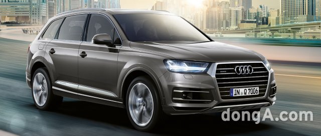 아우디 Q7