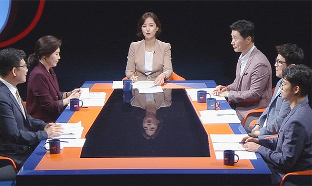 지난해 6월 방송을 시작한 KBS ‘저널리즘 토크쇼 J’. KBS 화면 캡처