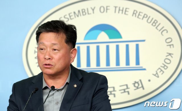 김명연 자유한국당 수석대변인/뉴스1 © News1