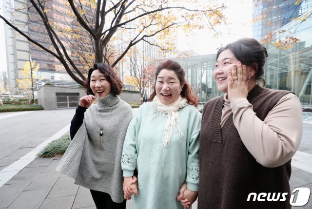 KBS2TV 수목 드라마 ‘동백꽃 필 무렵’의 백현주 김미화 이선희(왼쪽부터) © News1