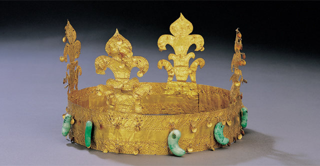 국보 제138호로 지정된 높이 11.5cm의 가야 금관. 6세기 전반 제작된 것으로 추정되며, 경북 고령에서 출토됐다. 가야인의 빼어난 공예기술과 예술적 안목을 보여준다.