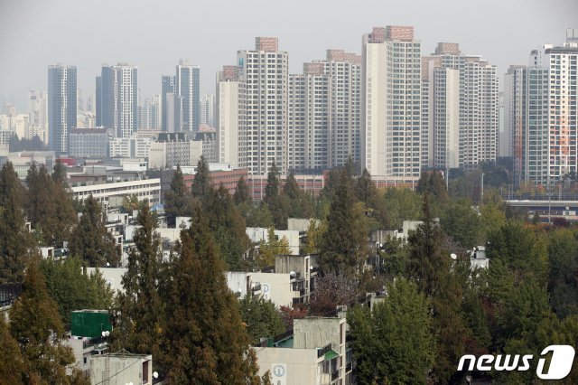 서울 서초구 일대 아파트 모습.(뉴스1 자료사진)© News1