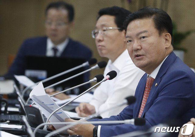 민경욱 자유한국당 의원. 2019.10.7/뉴스1 © News1