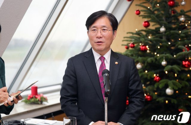 성윤모 산업통상자원부 장관. /뉴스1DB