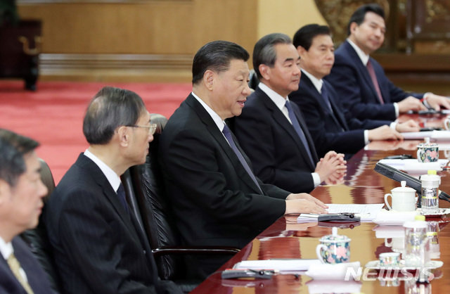 시진핑 중국 국가주석이 23일 중국 베이징 인민대회당에서 열린 문재인 대통령과의 정상회담에 참석해 발언하고 있다. 사진=뉴시스