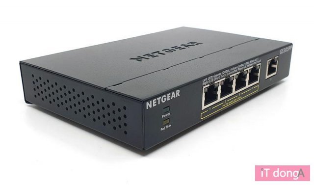 <넷기어 GS305PP(출처=IT동아)>