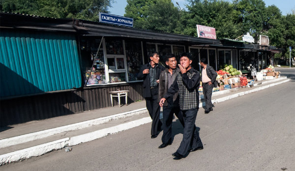 러시아 극동 지역에서 일하던 북한 노동자들. [flickr@Aleksei Zadonskii]