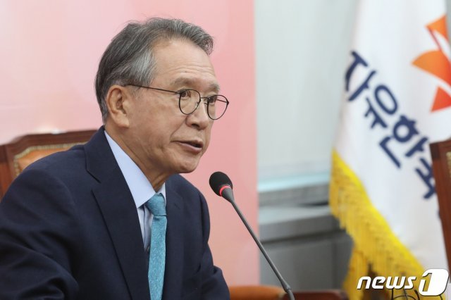 김형오 자유한국당 공천관리위원회 위원장  © News1